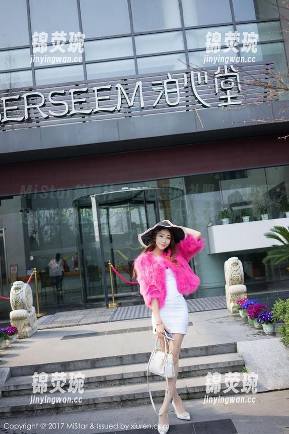 MiStar魅妍社 - 图包里的礼服，能把我这样的颜值毙命…感谢黄乐然不小心秀出了完美