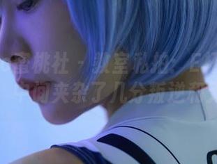 MiiTao蜜桃社 – 教室私拍：E杯奶茶的美图，中间夹杂了几分叛逆和无畏。