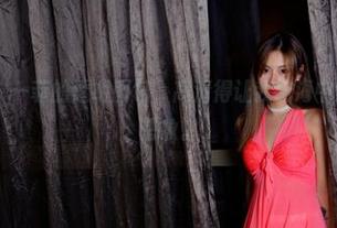 PANS写真 – 一菲的透明图包，高清得让我脑海中浮现出隐秘的想象。