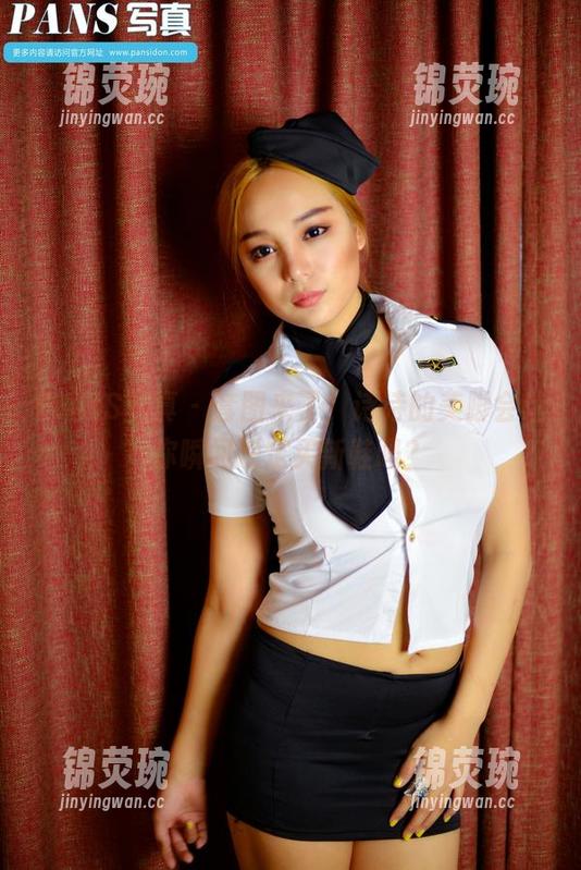 PANS写真 - 套图来了，诗诗的美脚会让你瞬间决定买新鞋吗？