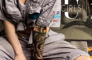 UGirls尤果网 – 张雪馨最新写真集：我们这辈子能有什么剧情能比得上她的表情？