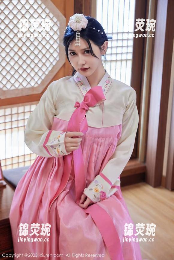 Xiuren秀人网 - Suki_baby的居家合集：看她如何把日常变成大片