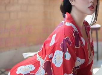 Xiuren秀人网 – summer宝宝带你看全套比基尼原图，你能否找到其中的乐趣？
