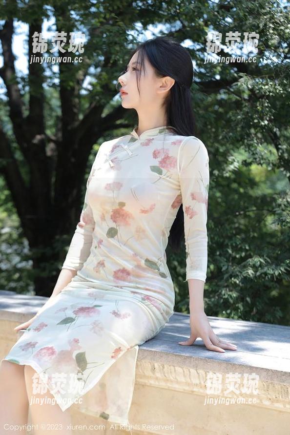 Xiuren秀人网 - 周慕汐baby的万圣节定制写真：当恐怖与美丽撞上，你能分清楚她在扮鬼还是在扮天使吗？