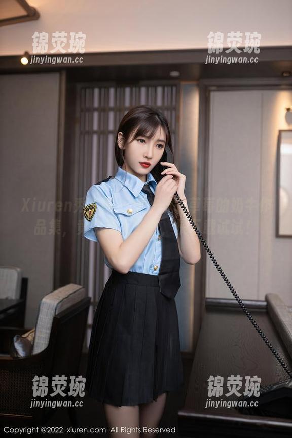 Xiuren秀人网 - 汐汐爱吃草莓的奶牛作品集，竟然让人宁静，快下载试试！