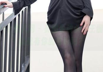 Xiuren秀人网 – 美图偷镜头，王俪丁眼镜里有你的身影吗？