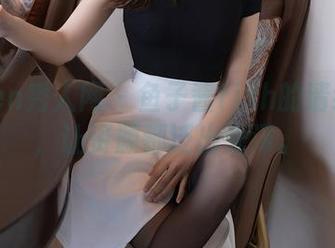 Xiuren秀人网 – 鱼子酱fish的清纯美图，让资源都泛出光泽。