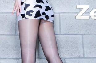 beautyleg – 除了吃瓜，还得有Vicni的长腿合集来凑热闹