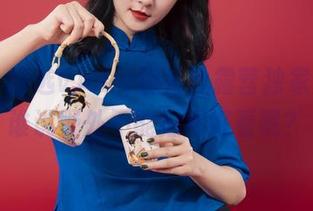 丽柜 – 精选Vicky携香丝露营独家美图，谁说野外不能拍得好看呢？