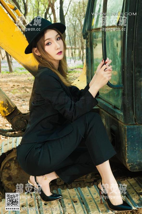 丽柜 - 看！美美和她的吊带，原图到底多美？
