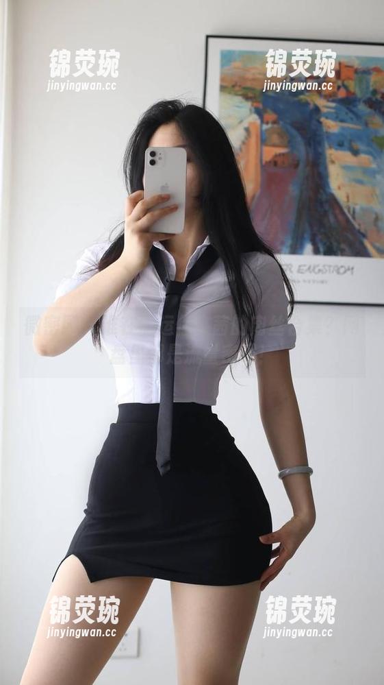 微密圈 - 谁在搬运你文茜的肉丝合集？网盘里都是流量密码！