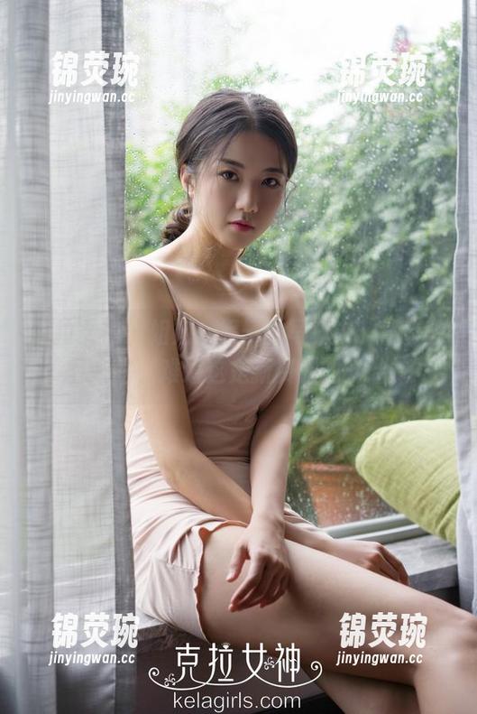 克拉女神 - 姐姐在妮子的写真中，背影独具一格，难道这是新资源的开始？