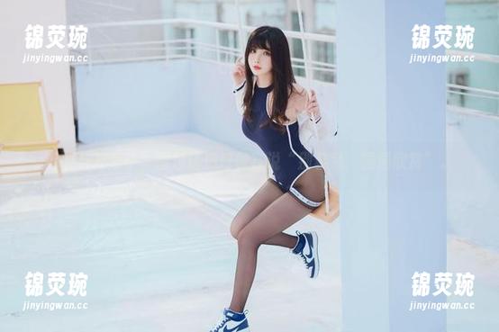 凉凉子 毛衣与凉凉子,图包精选好像在说“别着急,慢慢欣赏”。
