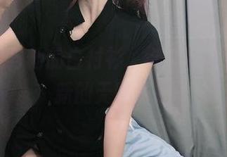 叉子宝宝与他的白衬衫，继续带给你美图更新的无聊乐趣