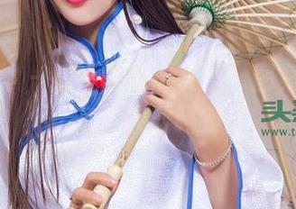 头条女神 – 把乔安的“女王”图集下载下来，你敢吗？