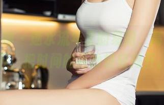头条女神 – 逝水流年里的易阳，高清镜头下，把时间的面纱轻轻揭开。