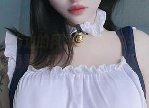 微密圈 – 海边的风把宋昱欣的头发吹得像个海藻，套图值得一看呀！