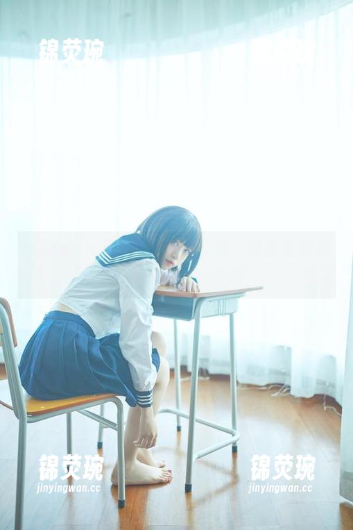 小鹿鹿shika私藏的写真集，原图里藏着点点零碎的秘密呢