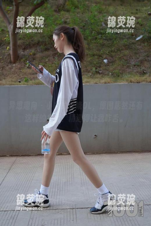 异思趣向 - 小九的妖娆OL，原图居然还有这样的角度？精选得让我咋舌。