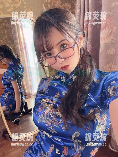 张思允 微密圈 - 分享张思允的吊带黑丝吧,给这个夏天添点颜色!
