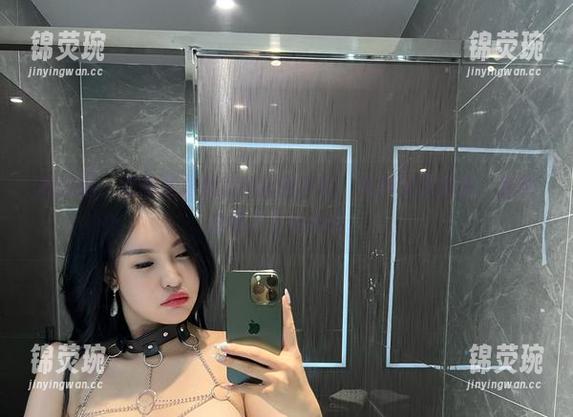张鑫baby 微密圈 - 这就是张鑫baby的少女,纯粹又无圣光,套图里藏了个小心思。