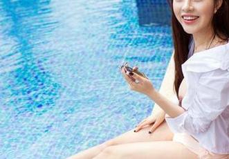 推女郎 – 梁棋棋与她的皮衣：私拍里藏着的小细节，别让我说二遍！