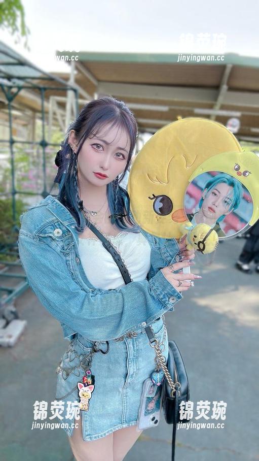看！月城委员会的运动新姿势，原图渗透了某种女神气息，真是让人向往！