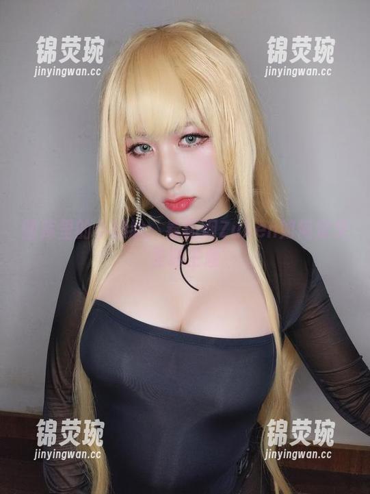 图库里的小尴尬：看柘烟Zuken如何定义‘圣诞主题’