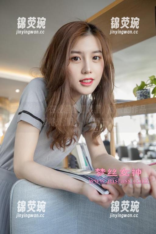 梦丝女神 - 在校园的框架里，香萱的作品活得格外潇洒，值得一瞥！