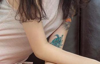 爱尤物 – 惠惠子，难道这个女孩在高清照片里被完美化了吗？