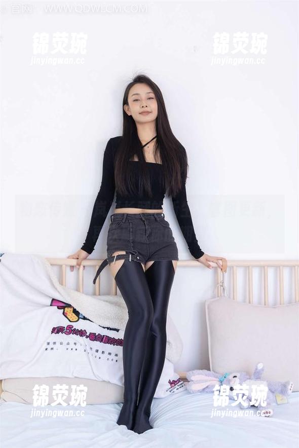 物恋传媒-岚岚 物恋传媒 - 岚岚长腿的新生,套图更新,再次刷新你的期望