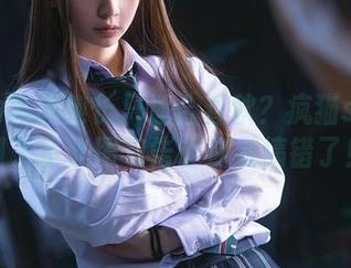 你以为黑旗袍长只适合春秋？疯猫ss的夏日无圣光图包告诉你别搞错了！