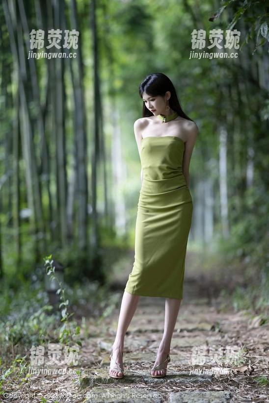 秀人网 - 千夜未来的写真集—这个女孩连我家狗都入迷了！