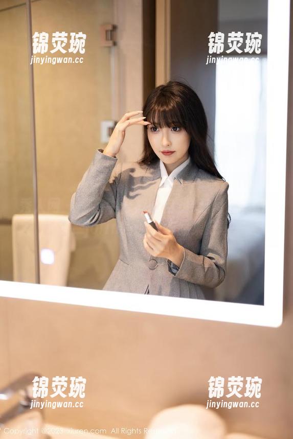 秀人网 - 一条牛仔裤的自我修养：卓琳妹妹_jolin的趣味作品集分享