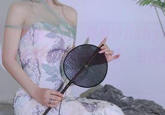 秀人网 – 原图曝出，周慕汐baby在豹纹里有种你意想不到的撩拨感，别问我为什么。