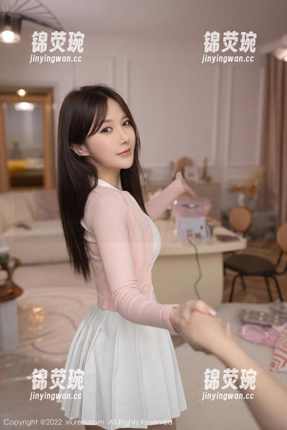 秀人网 - 美图里，能有几个人的腿能让唐翩翩这样的气场压倒？