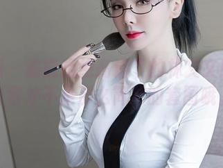 秀人网 – 谁能拒绝高清下的林文文！她的日常才不是那么简单的套图哦。