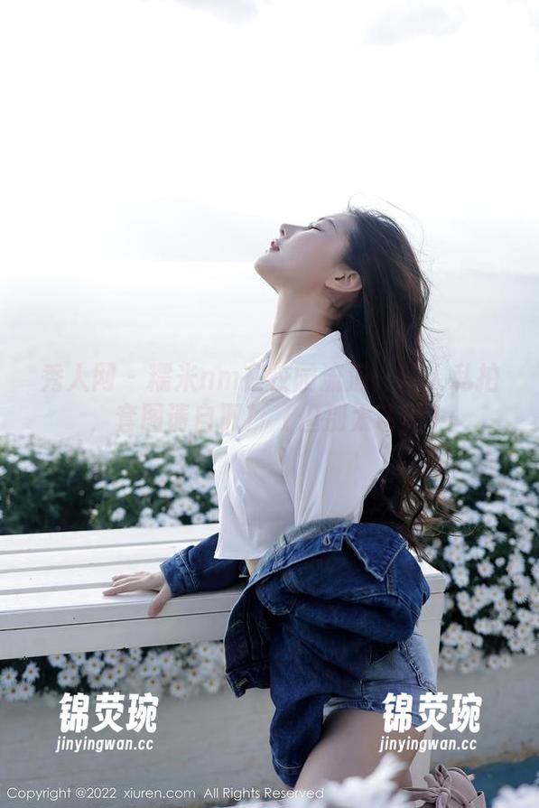 秀人网 - 糯米nm在校园流浪：动人私拍，套图请自取！（但别太认真）