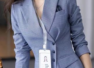 秀人网 – 金BABY吖的白裙：私房里的原图，嗨到我直接翻滚