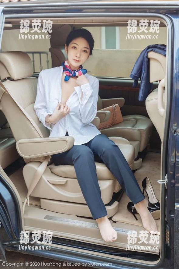 花漾show - 艾静香的和服写真集：下载前需多看几遍，毕竟是画面太美了，不聊不行。