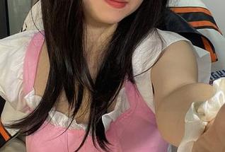 微密圈 – 随意挥拍，无圣光下的葱油饼er与运动的碰撞