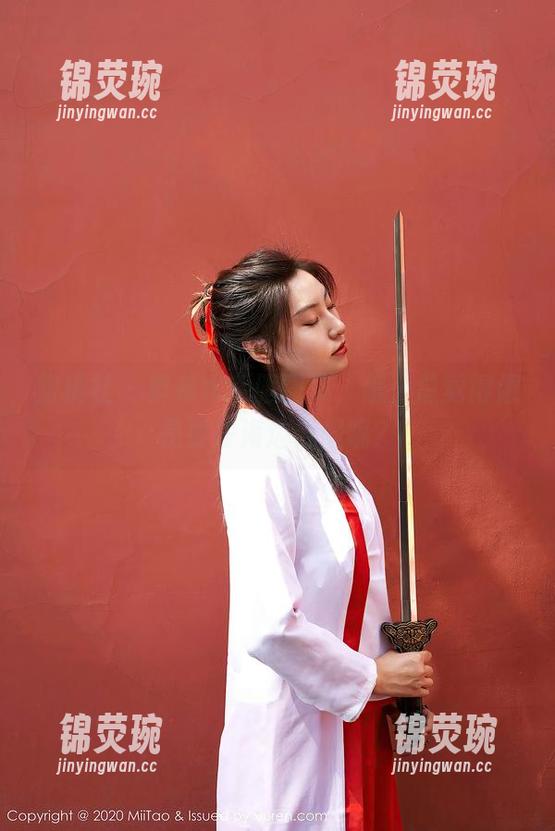 蜜桃社 - 真希水手服图集，怎么总觉得像是要去海边度假呢？