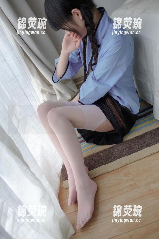 分享西尔酱的制服cos：她居然能把奇装异服穿出频繁感！