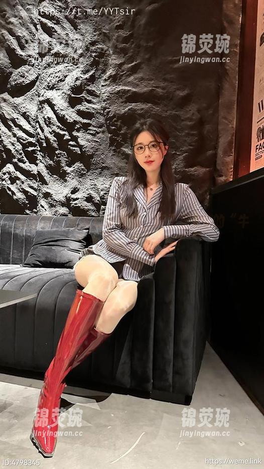 微密圈 - 高清奶牛登场，轩子巨2兔的“牛”气冲天直播在线！