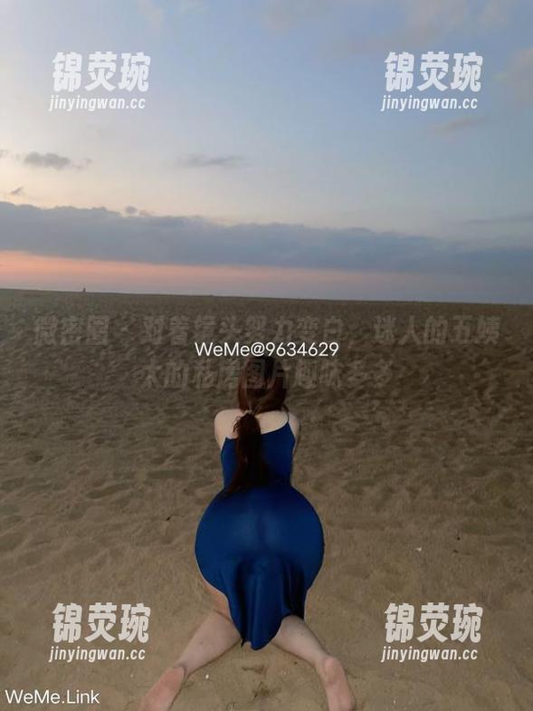 微密圈 - 对着镜头努力变白，迷人的五姨太的私房图片趣味多多